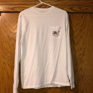 White Vineyard Vines California long sleeve shirt
